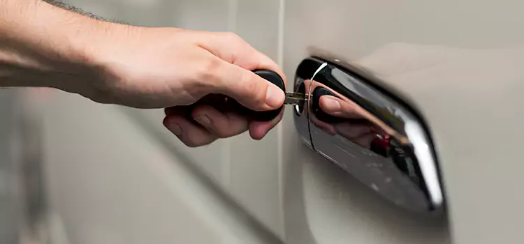 Why Choose Our Auto Locksmith Team in Lauderdale Lakes, FL?